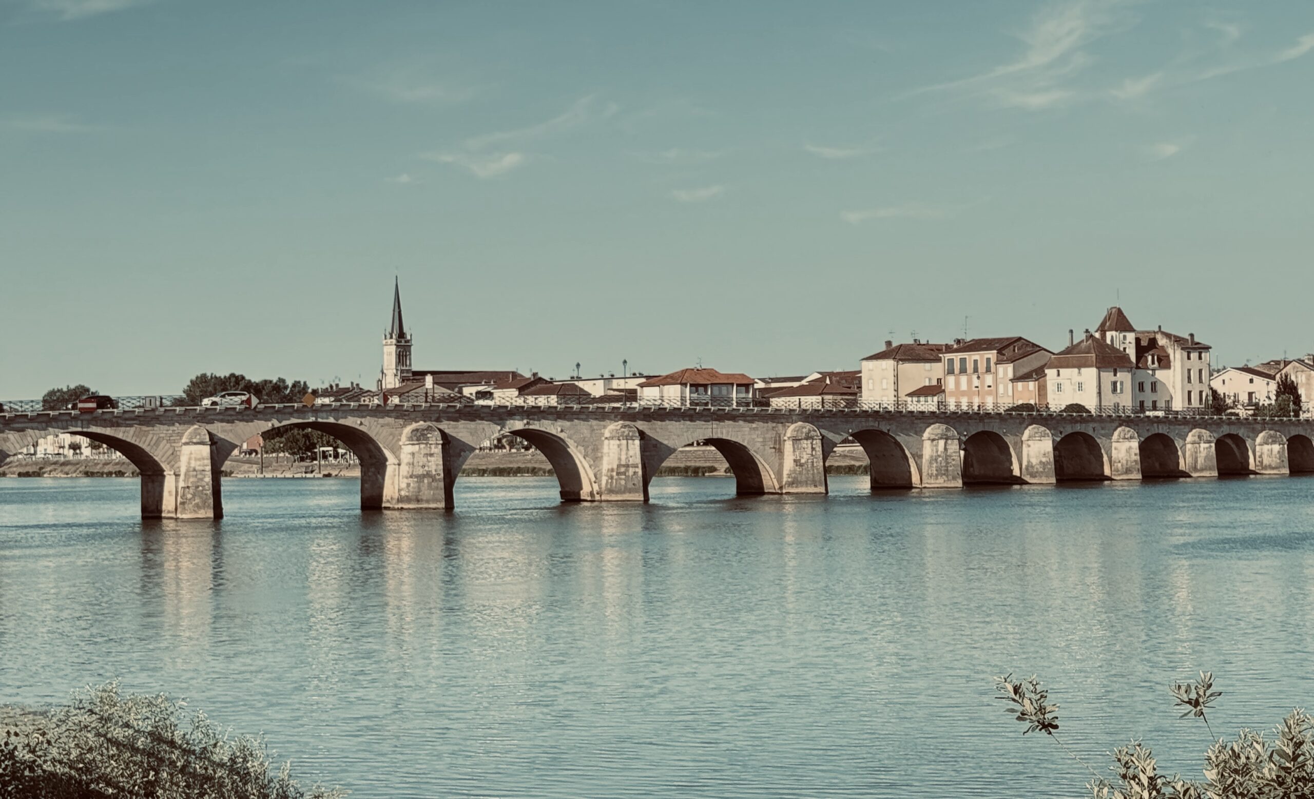 The road to Mâcon